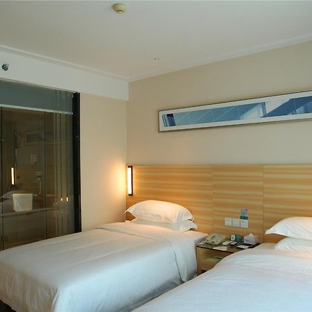City Comfort Inn North Shenzhen Airport Екстер'єр фото